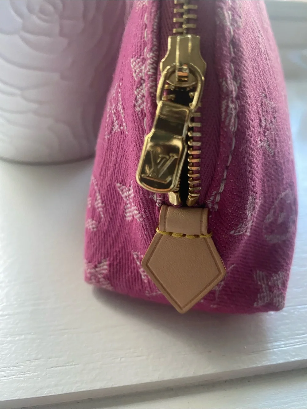 Louis Vuitton signature louis